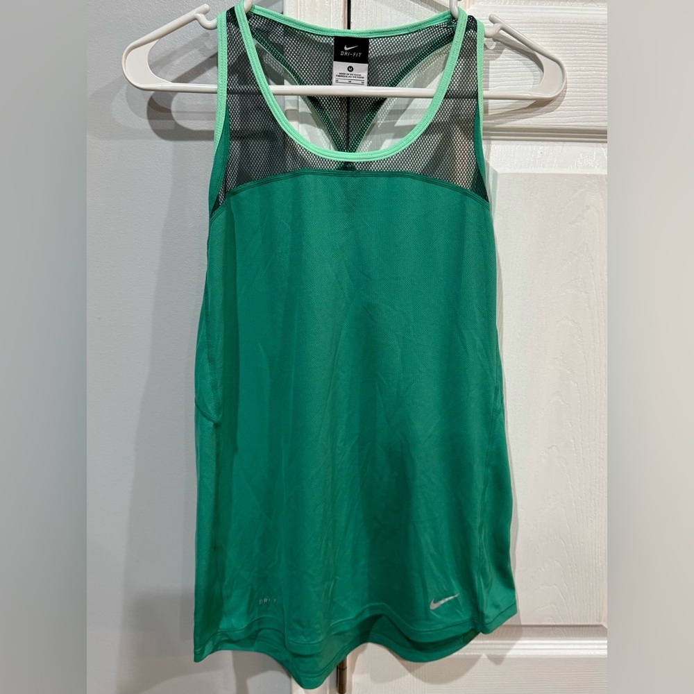 Women’s Nike Dri-fit Tank Top (M)